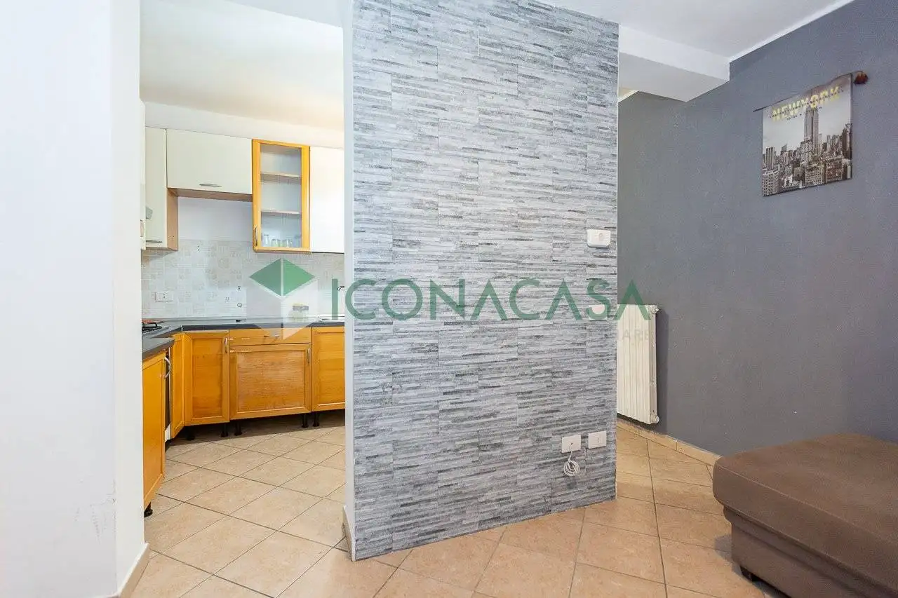 Bilocale via Dante Alighieri, Centro, Bagnolo Cremasco - foto 3