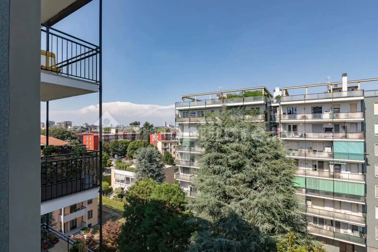 Trilocale da ristrutturare, sesto piano, Pezzotti - Meda, Milano - foto 4