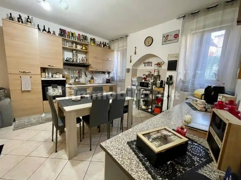 Quadrilocale via Carletto Ferrari, Centro, Daverio - foto 4