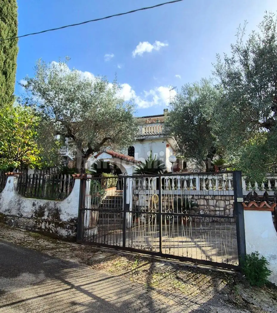 Villa in vendita a Sonnino
