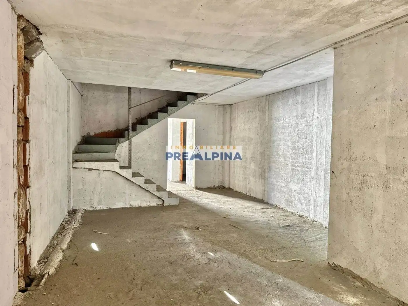 Casa indipendente in vendita a Leffe