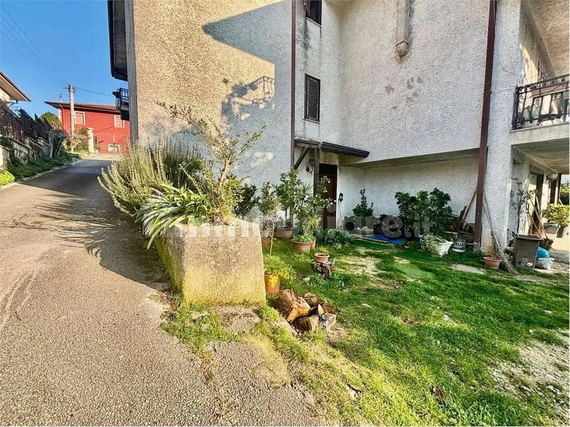 Appartamento in vendita a Patrica