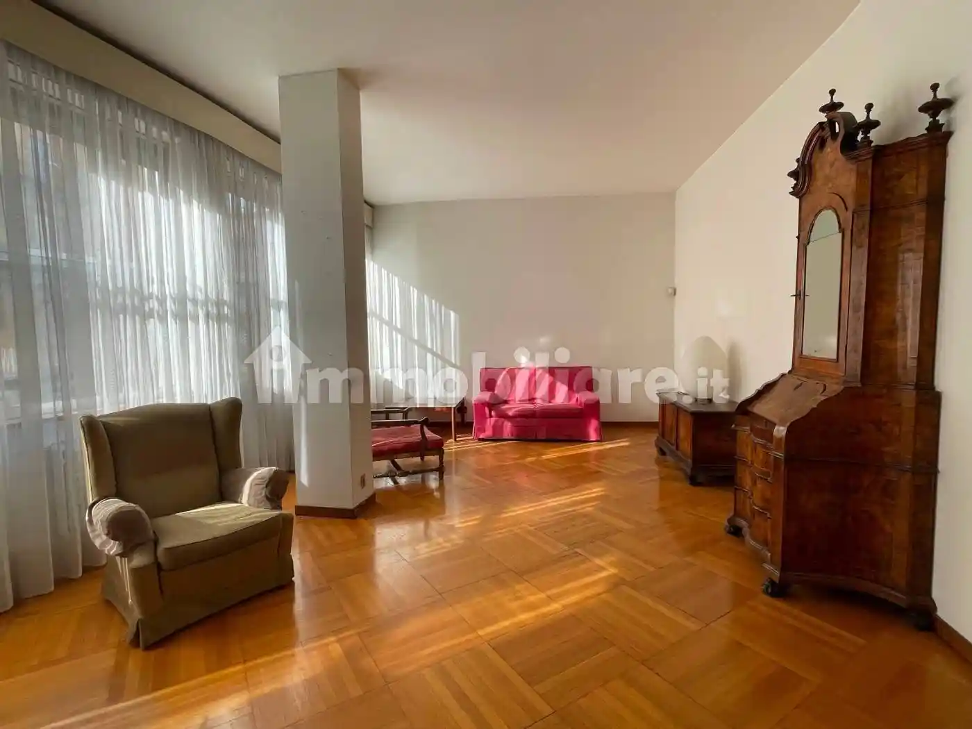 Appartamento via Uberto Visconti di Modrone 8, Palestro, Milano - foto 2