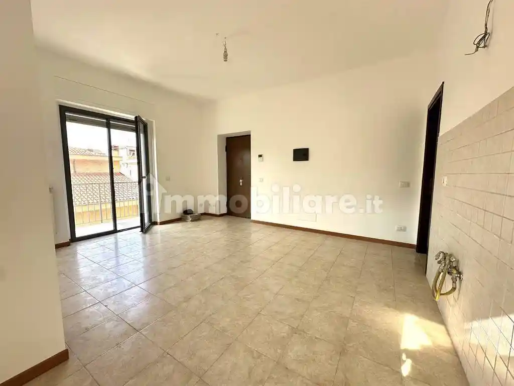 Trilocale via Trecastagni 97, Finocchio, Roma - foto 3