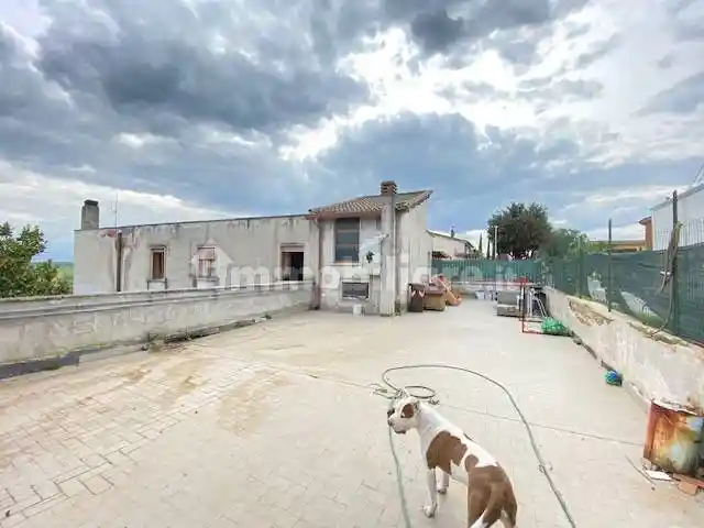 Appartamento in vendita a Guidonia Montecelio