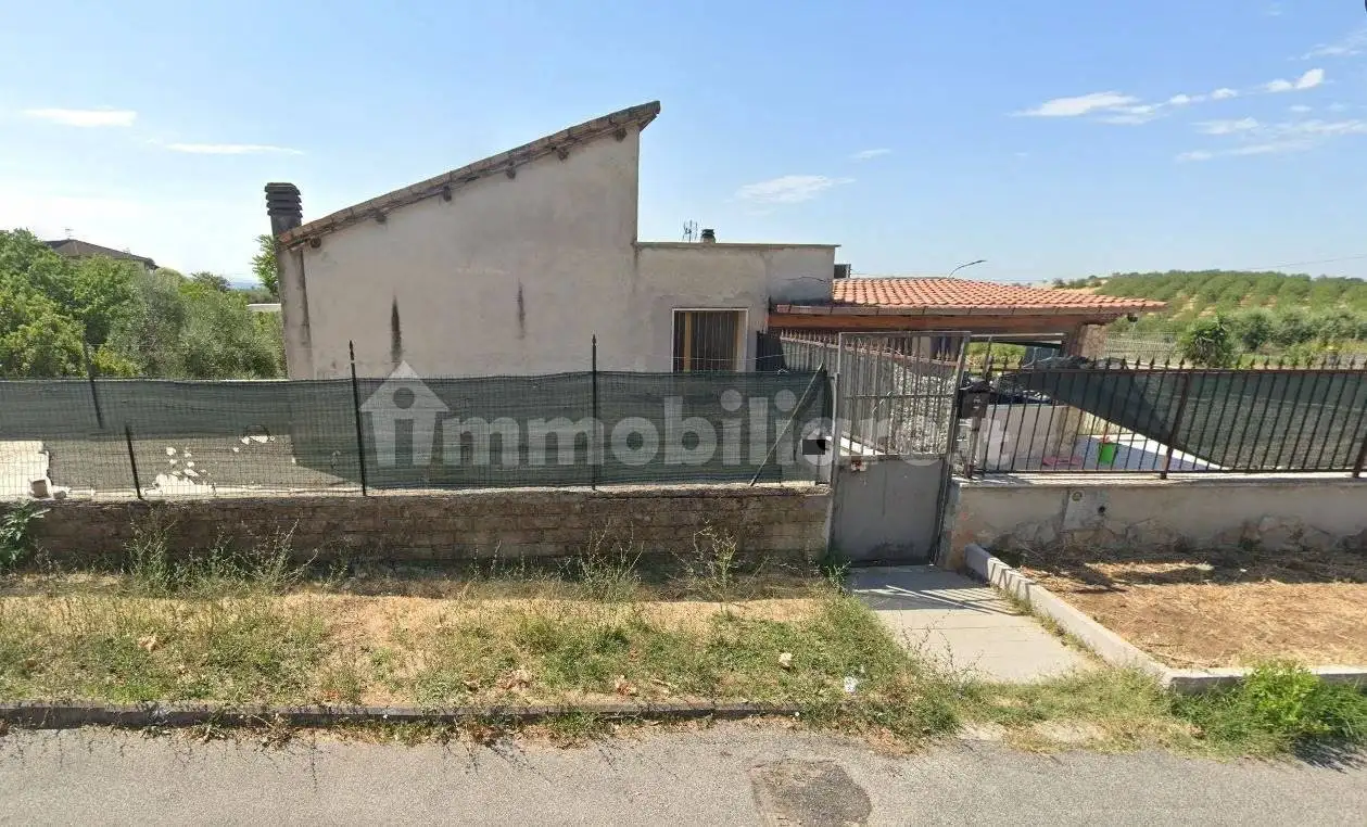 Appartamento in vendita a Guidonia Montecelio