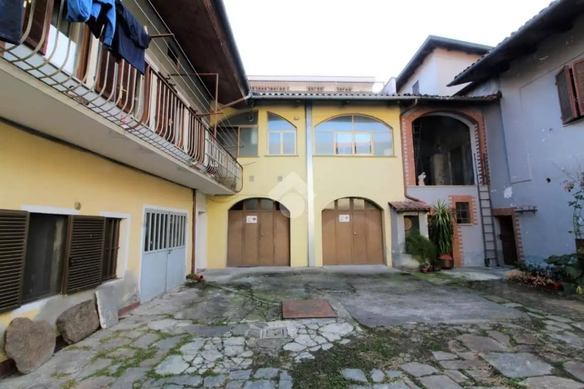 Rustico - Casale in vendita a Montalto Dora