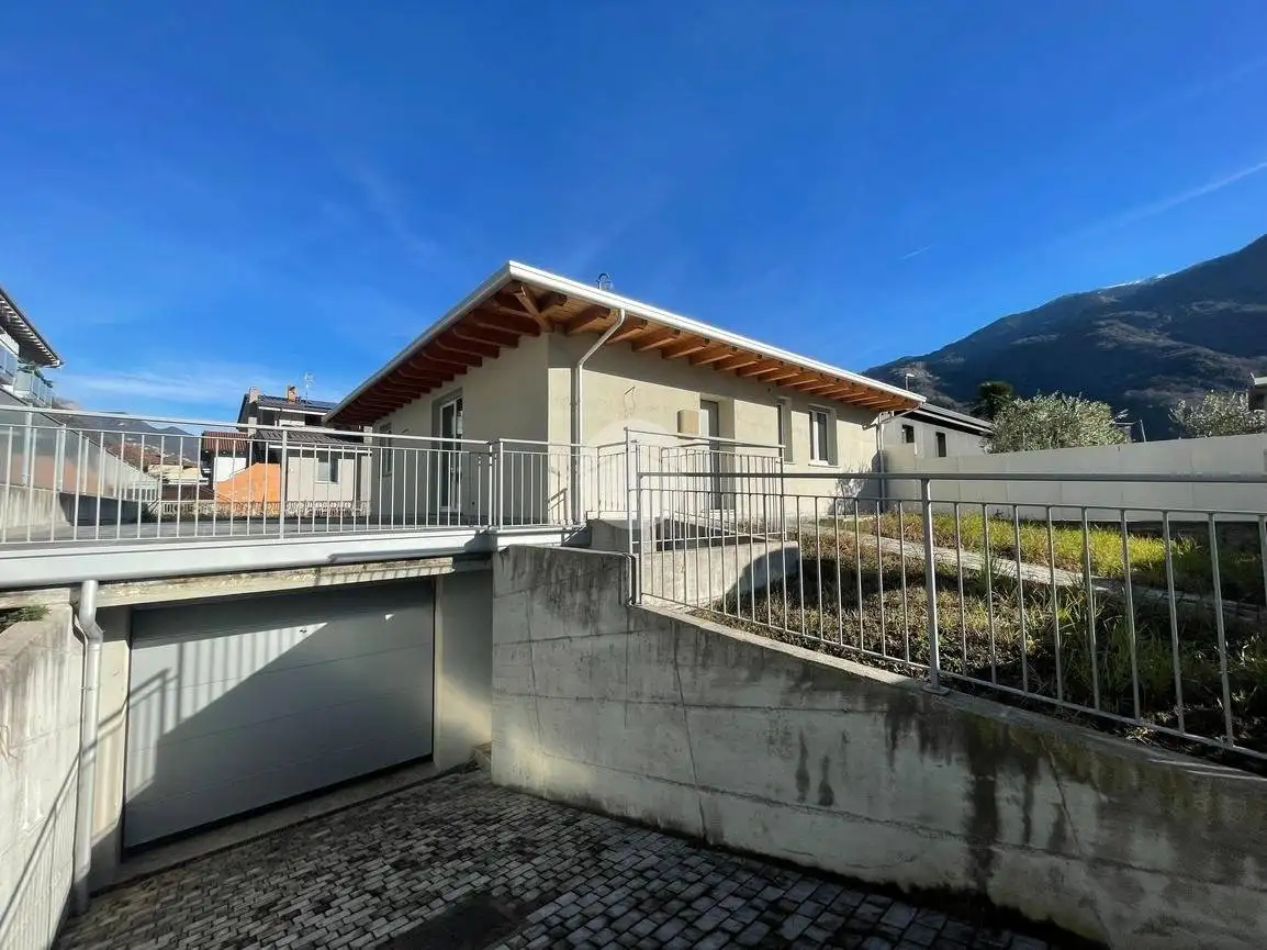 Casa indipendente in vendita a Piancogno