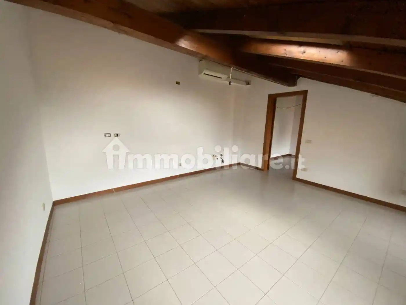 Quadrilocale piazza della Repubblica, Centro, Concordia sulla Secchia - foto 2