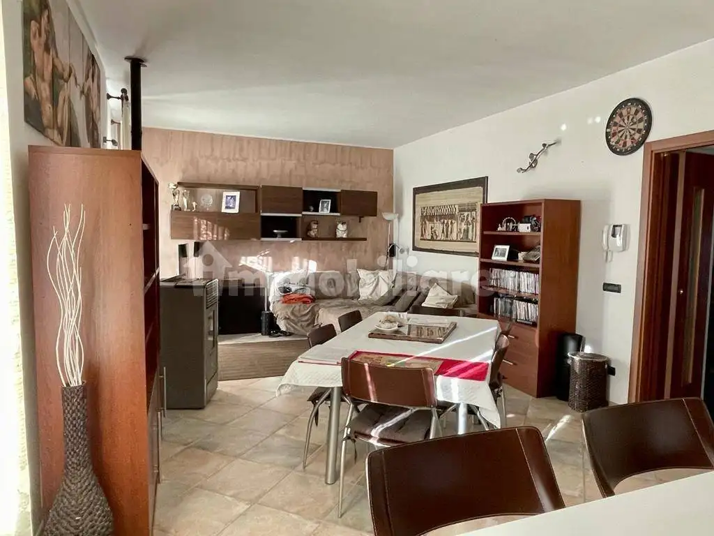 Trilocale via Del Fontanone, Centro, Azzate - foto 5