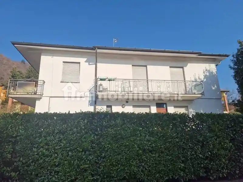 Terratetto unifamiliare via Stefano Ticozzi, Camnago Volta, Como - foto 3