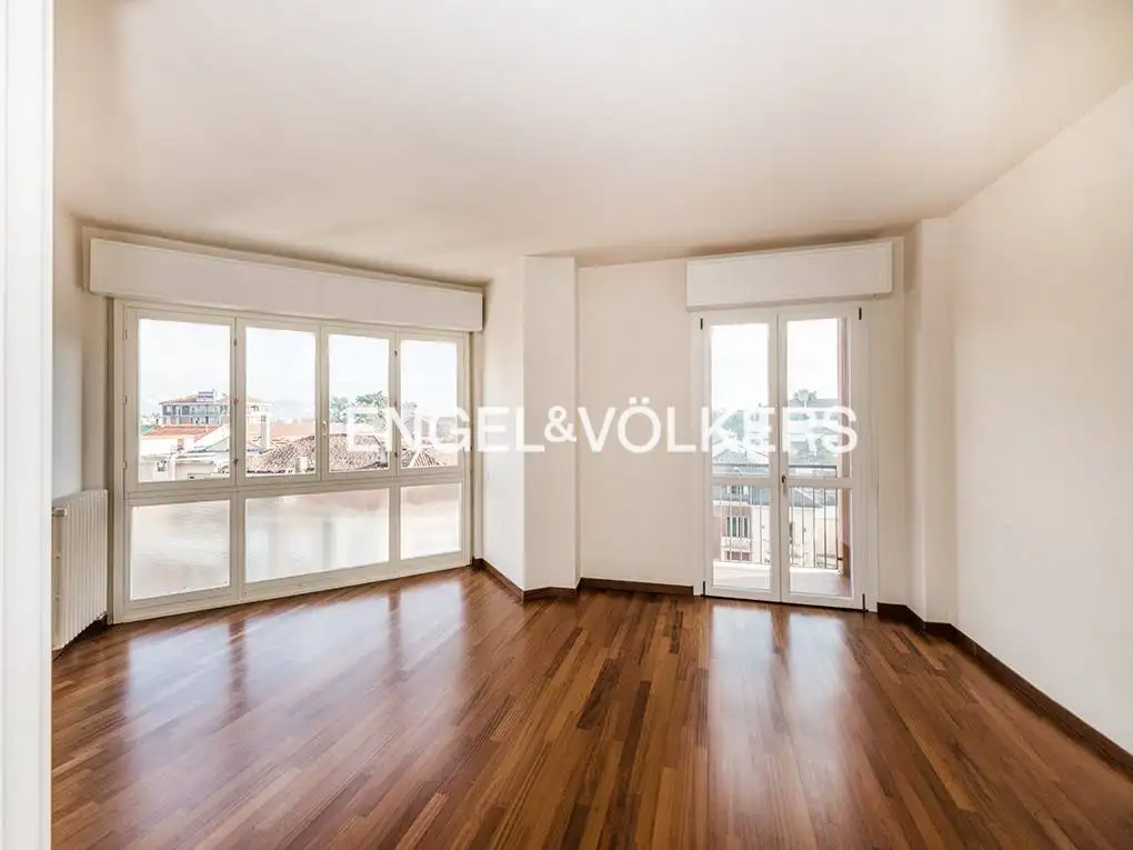 Appartamento in vendita a Seregno