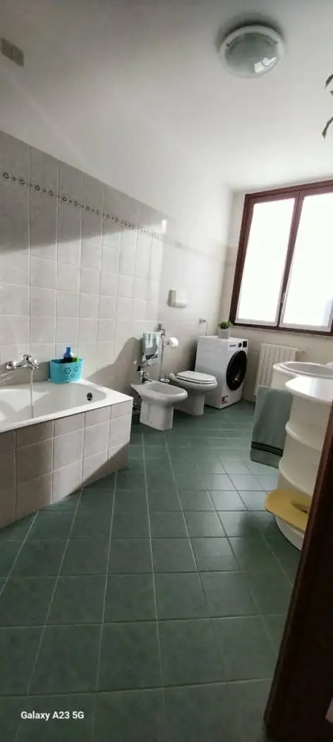 Trilocale via Peppino Ribolla, Centro, Alzano Lombardo - foto 4