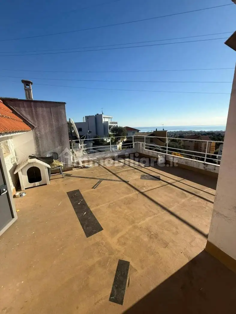 Villa a schiera via degli Alpini 31, Centro, Loano - foto 3