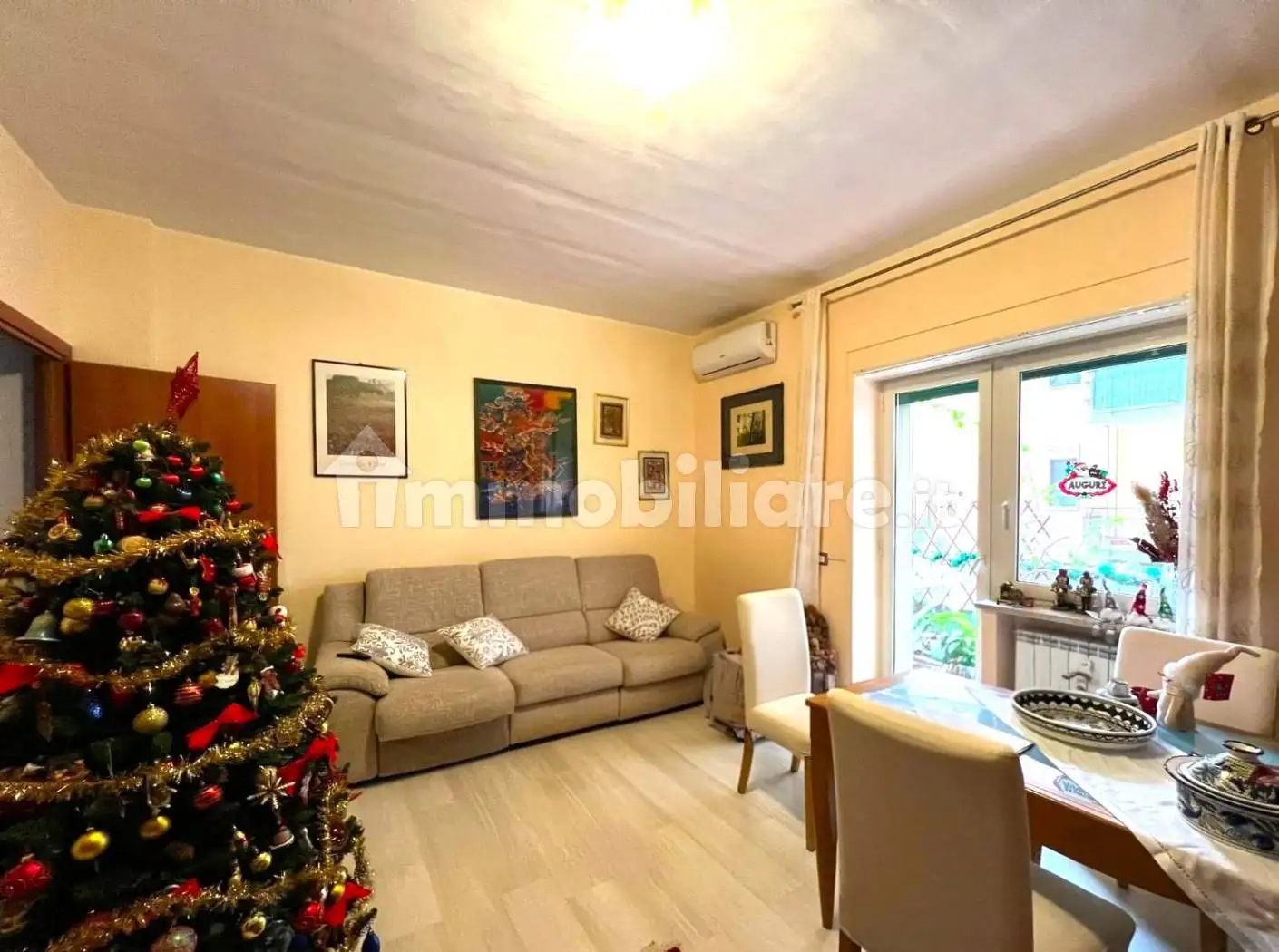 Appartamento in vendita a Napoli