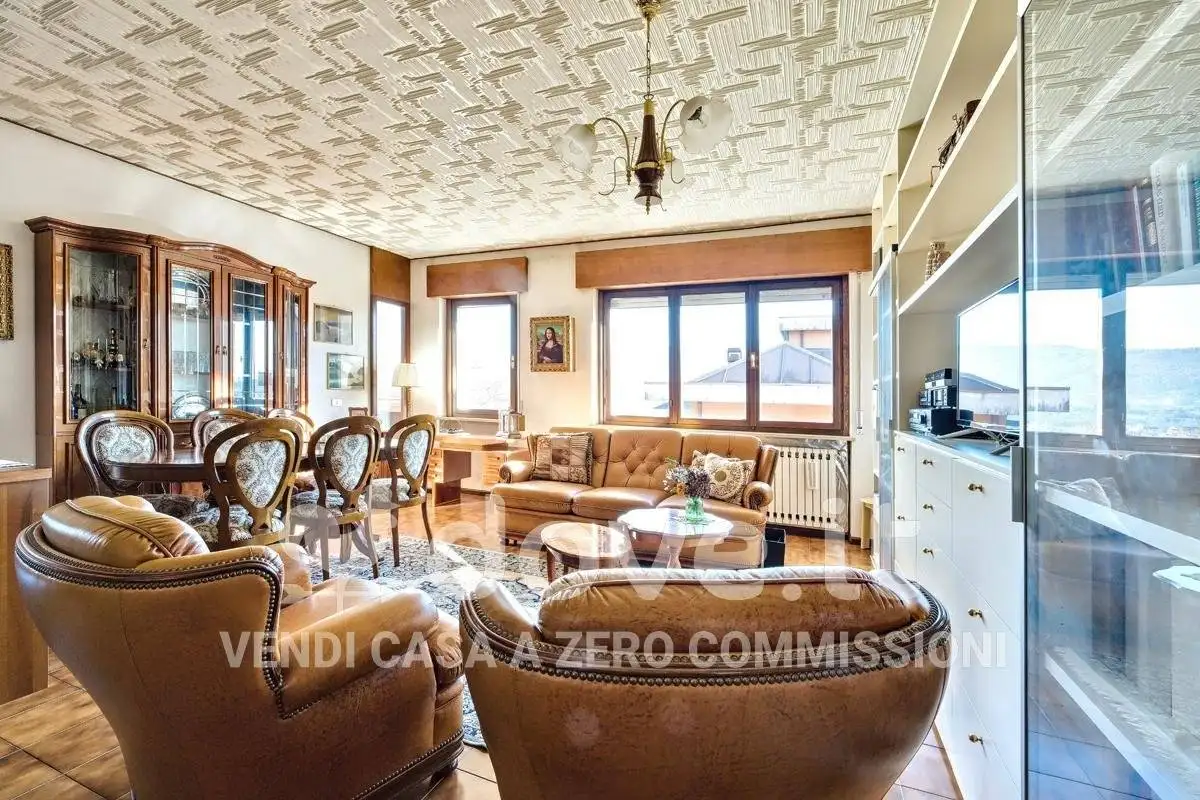 Quadrilocale viale Giovanni Paolo I 48, Centro, Belluno - foto 4