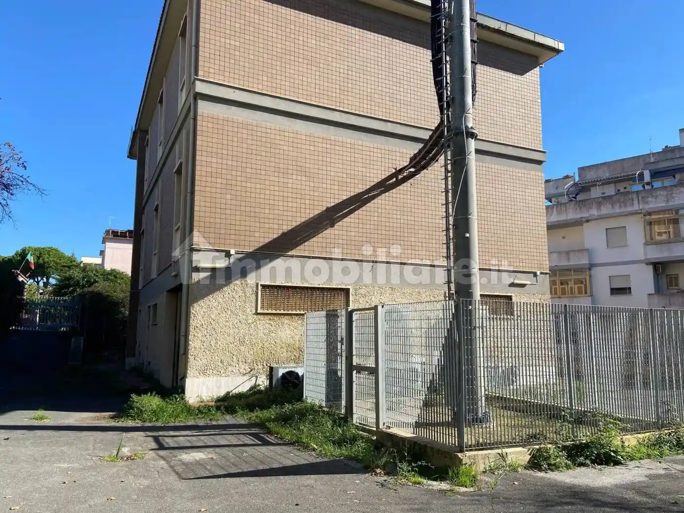 Palazzo - Edificio in Vendita - foto 2