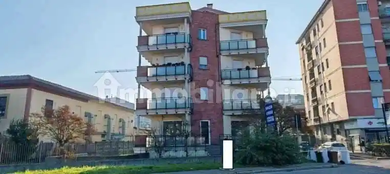 Appartamento in vendita a Trezzano sul Naviglio