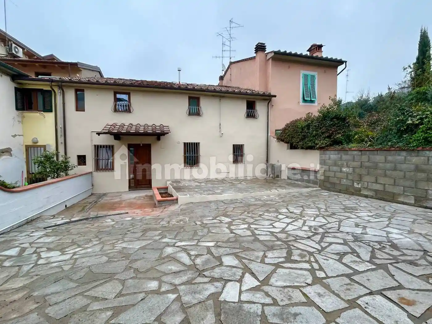 Casa indipendente in vendita a Serravalle Pistoiese