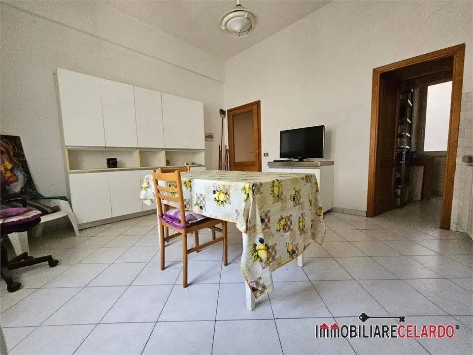 Appartamento secondo piano, Colle Bassa, Via Gramsci, Colle di Val d'Elsa - foto 2