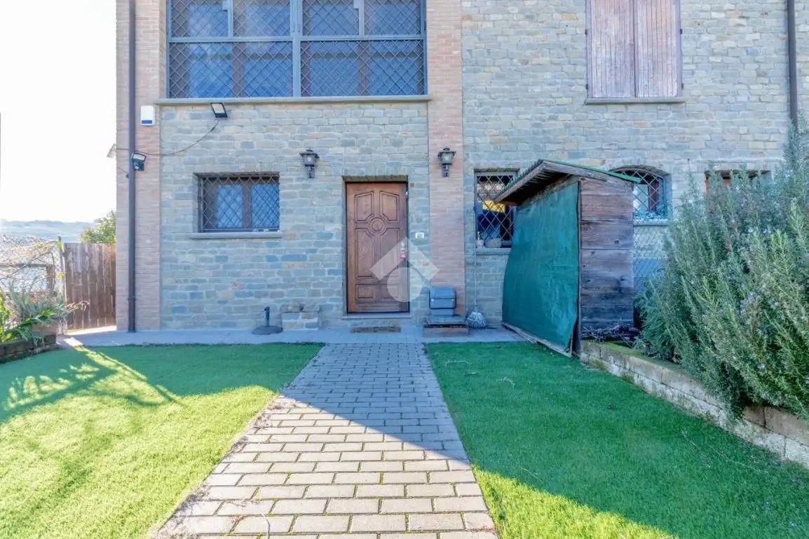 Villetta a schiera in vendita a Monte San Pietro