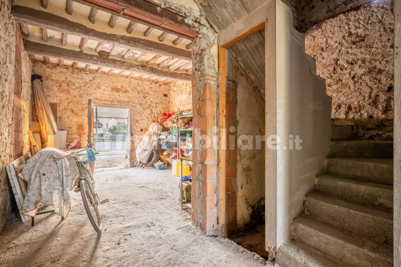 Casa indipendente in vendita a Calcinaia