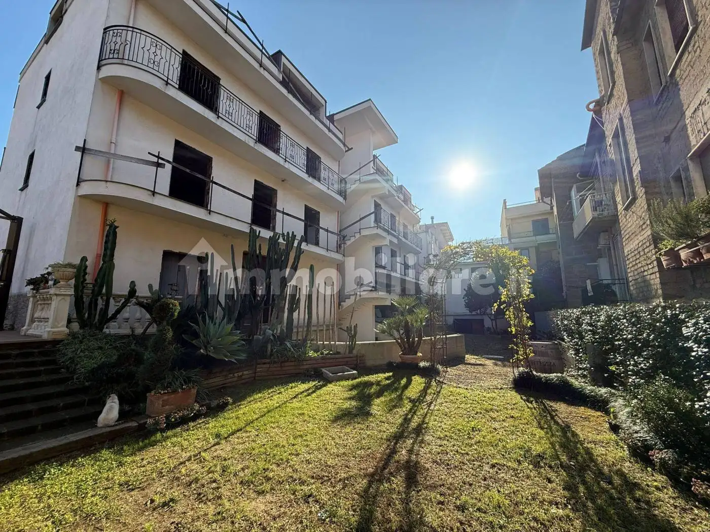 Palazzo - Edificio in vendita a Castel San Giorgio