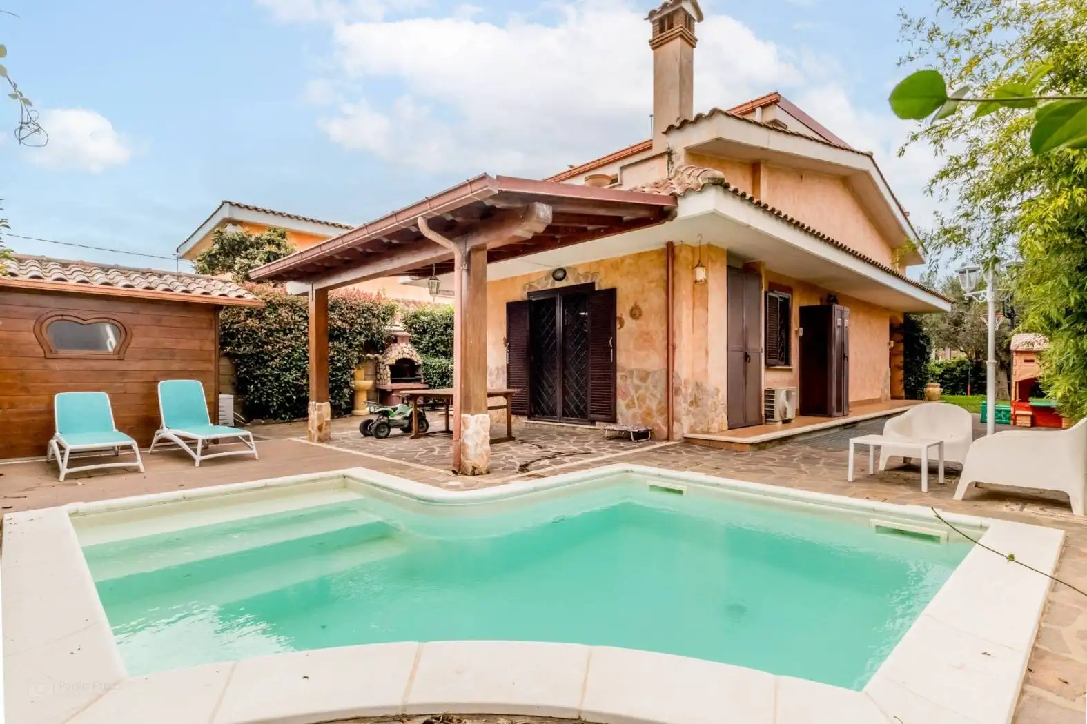 Villa in vendita a Pomezia