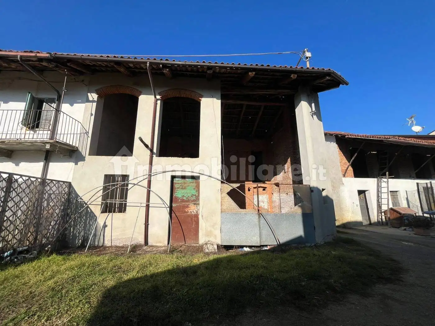 Rustico - Casale in vendita a Santo Stefano Roero