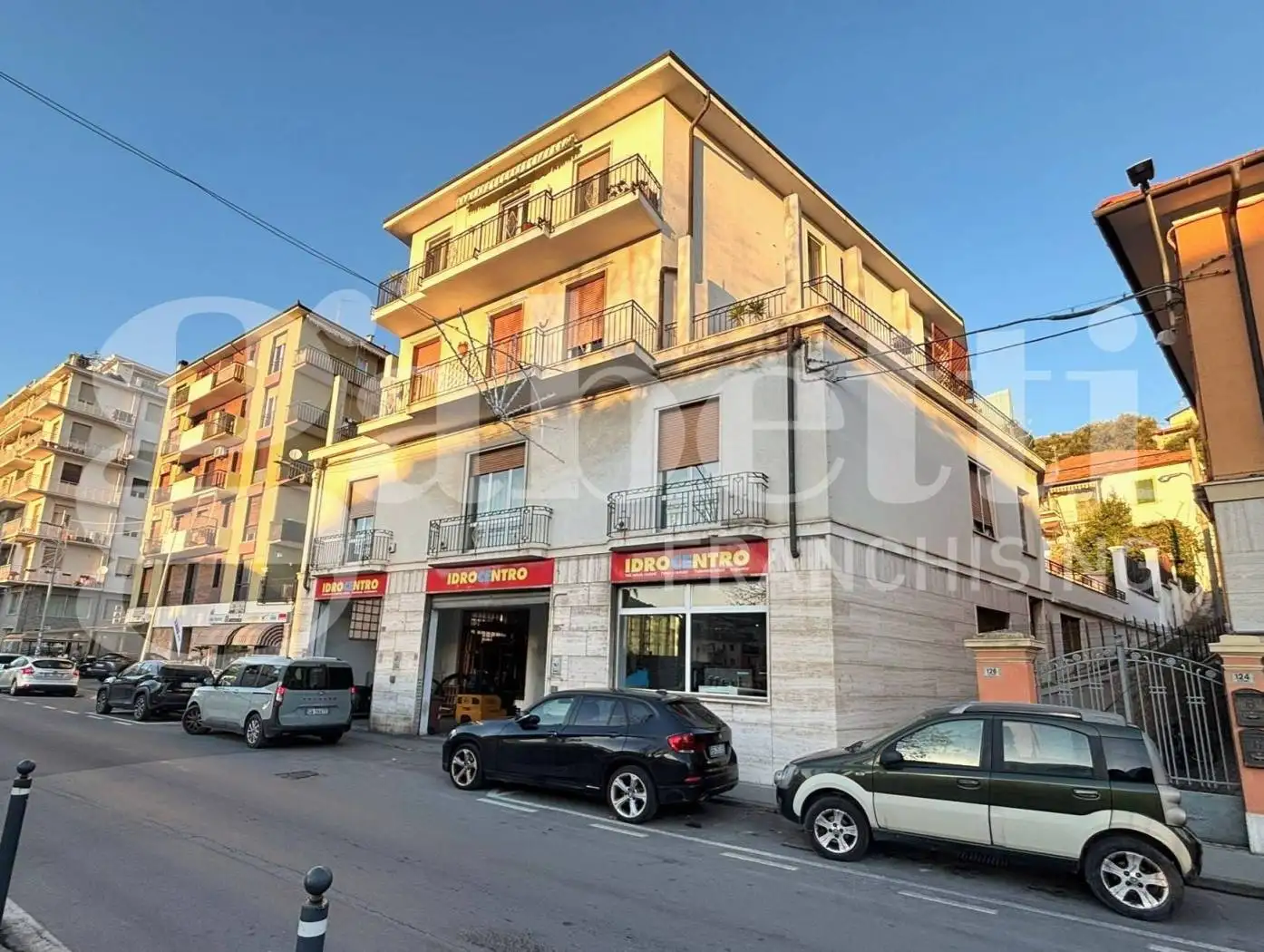 Appartamento in vendita a Imperia