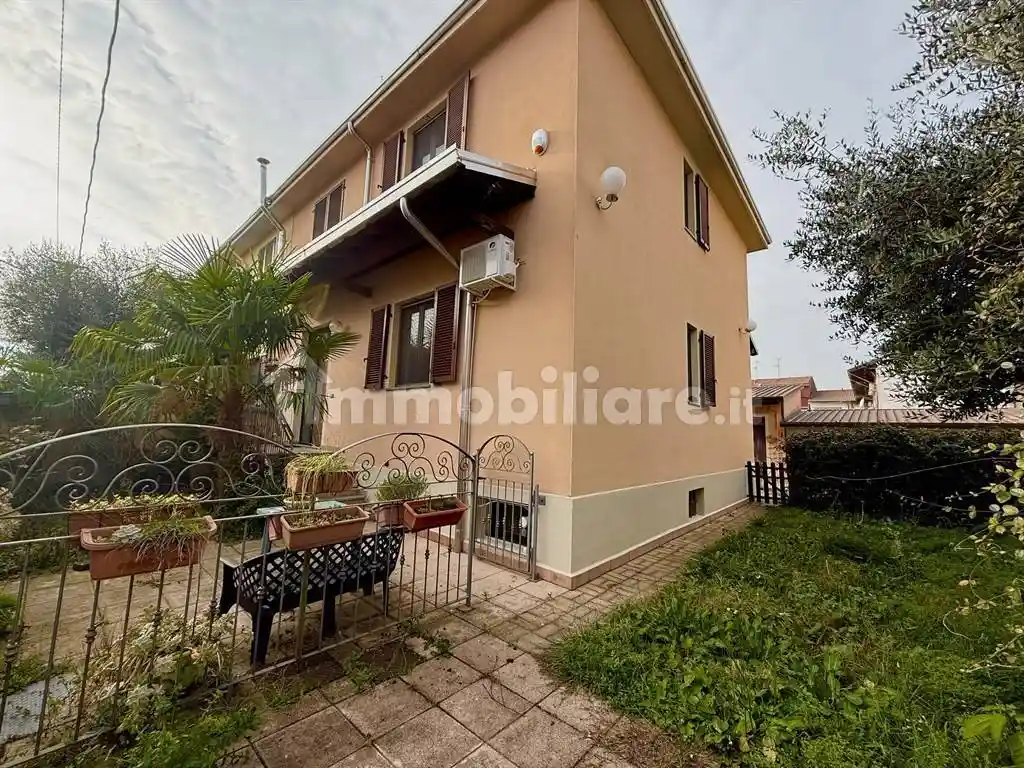 Villetta a schiera - foto 2