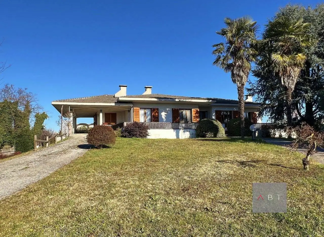 Casa indipendente in vendita a Villa del Conte