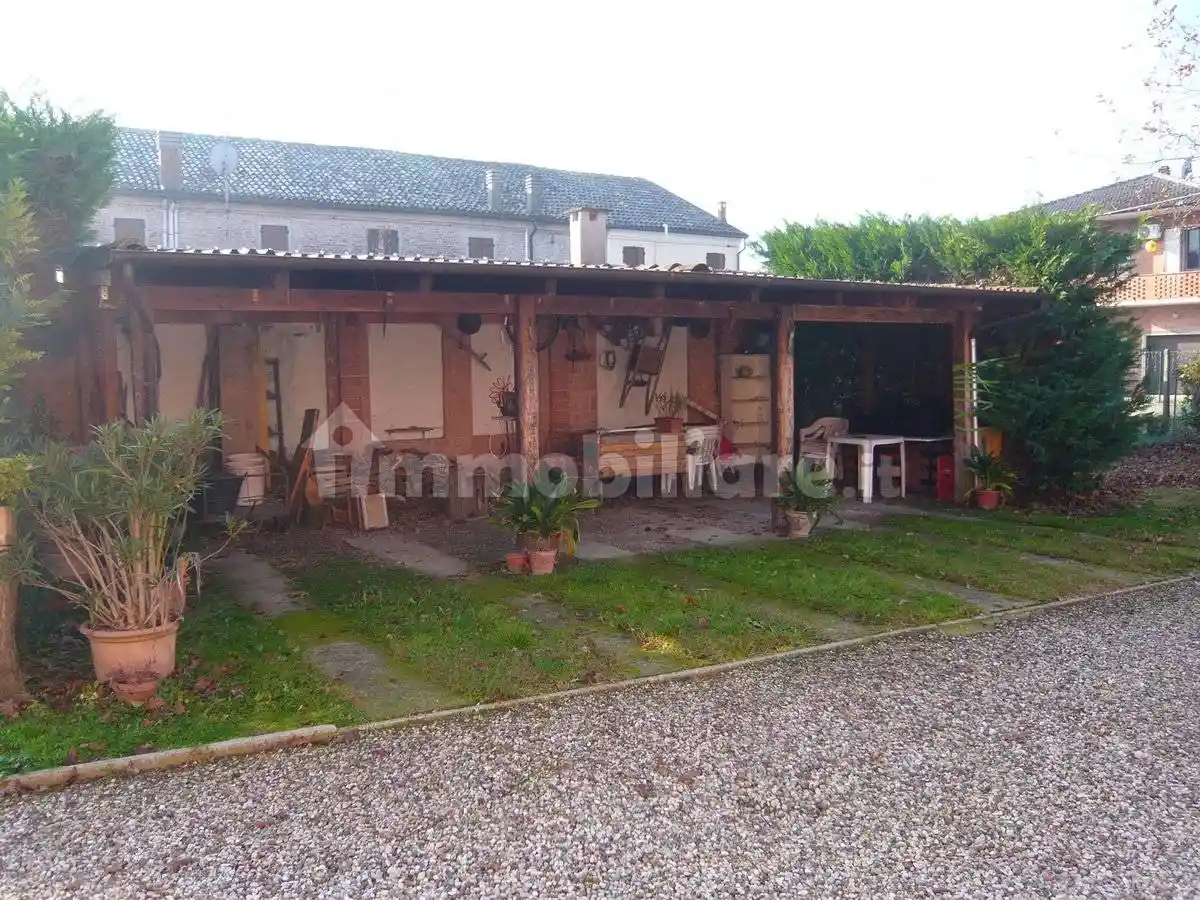 Terratetto unifamiliare 591 m², buono stato, Contrapò - Villanova, Ferrara - foto 4