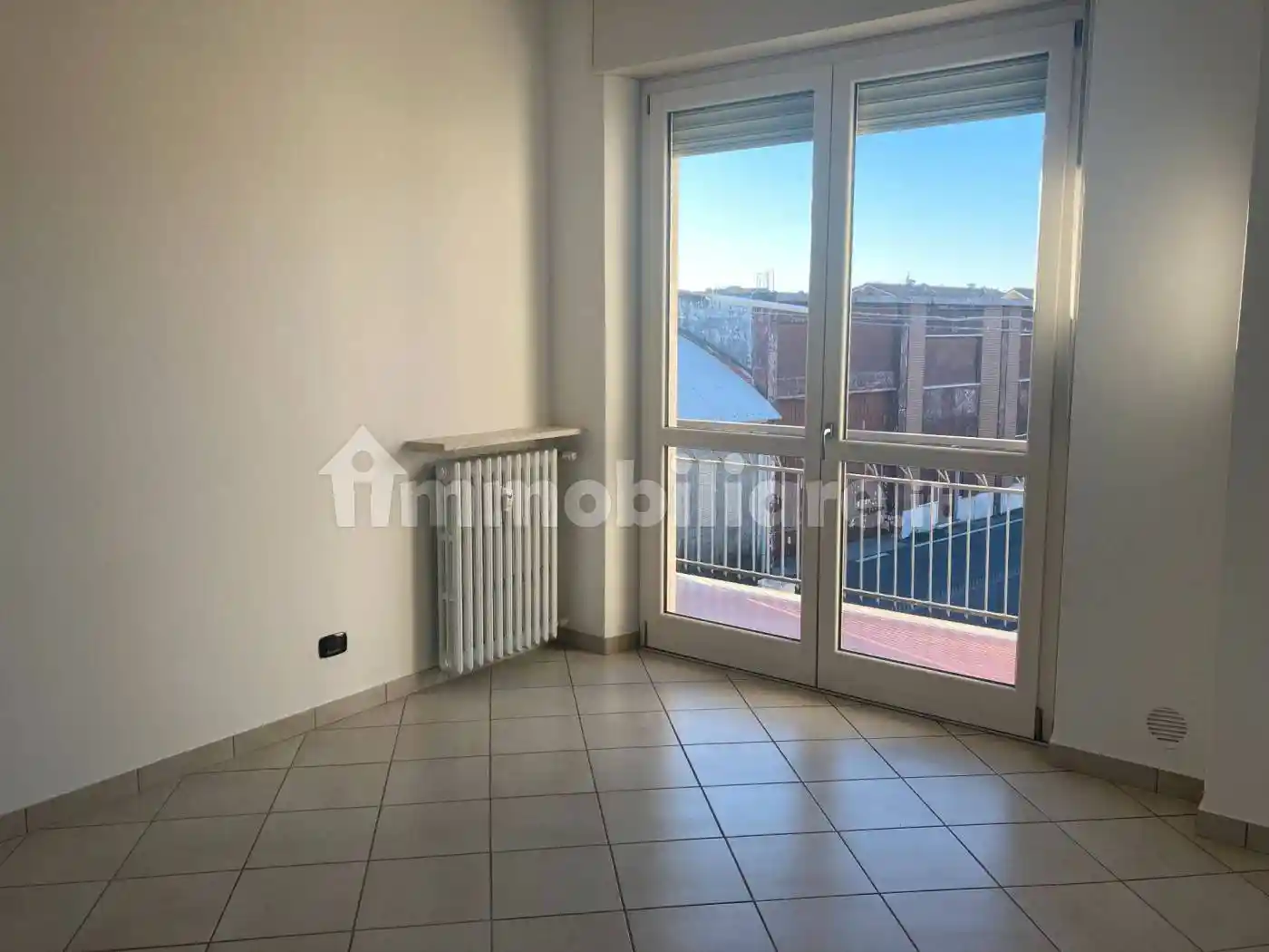 Bilocale via Pietro Corziatto 6, Centro, Ciriè - foto 2