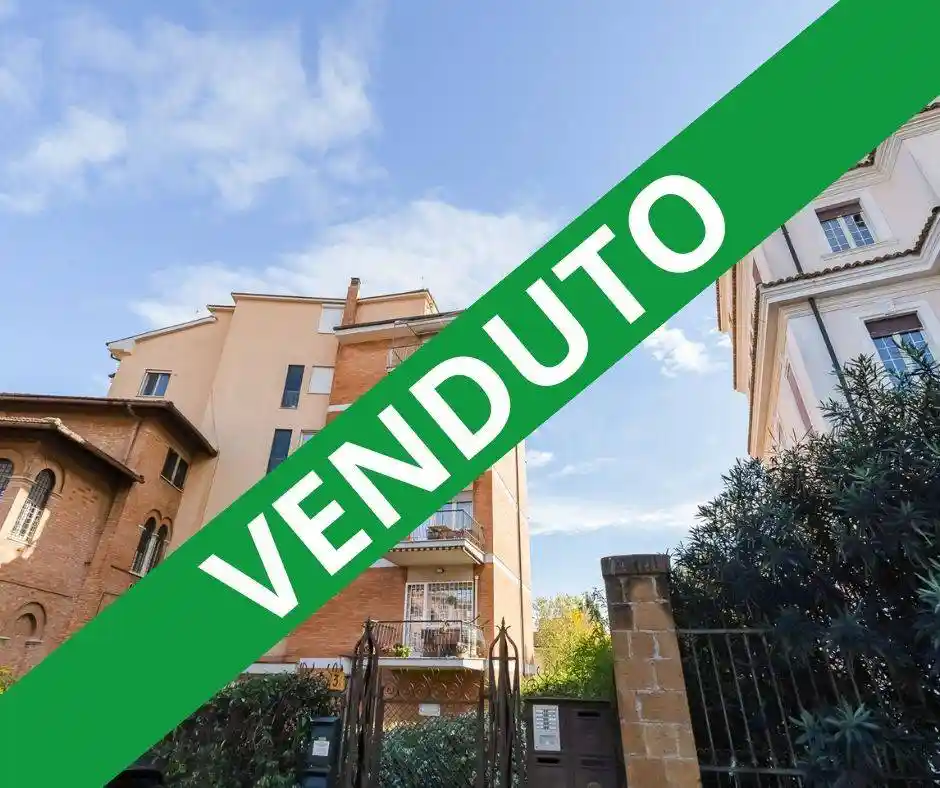Appartamento in vendita a Roma
