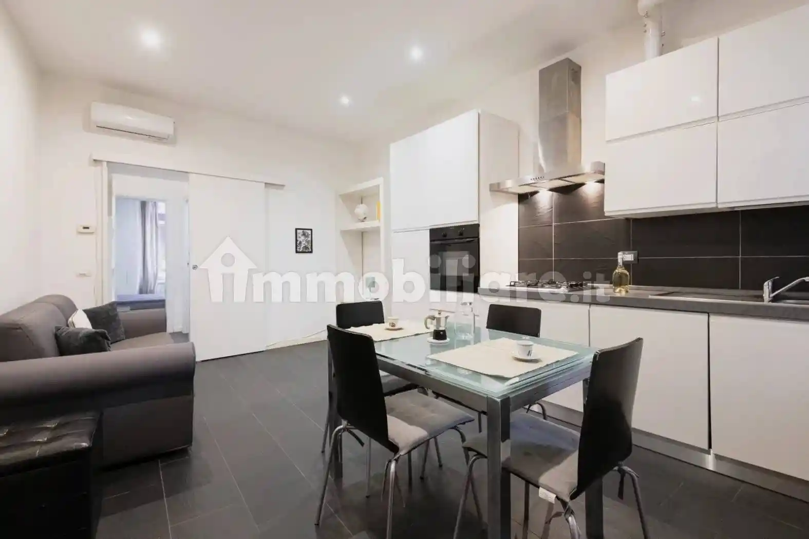 Bilocale via Piero della Francesca 4/3, Sempione, Milano - foto 4