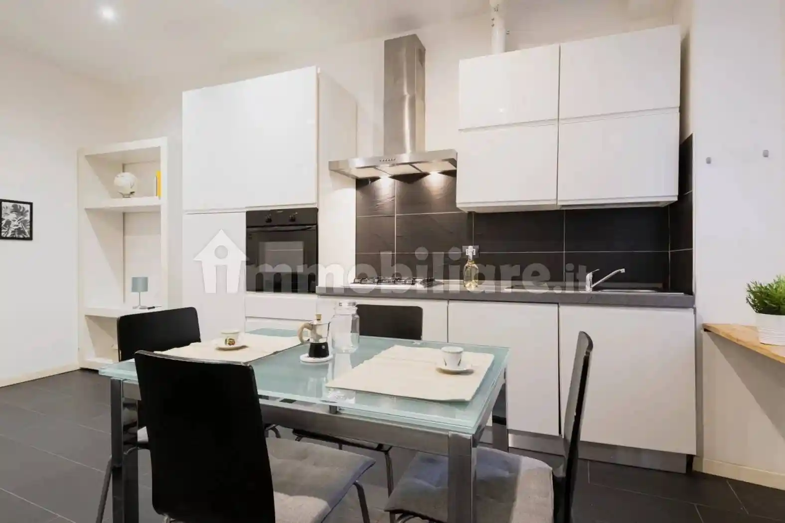 Bilocale via Piero della Francesca 4/3, Sempione, Milano - foto 5