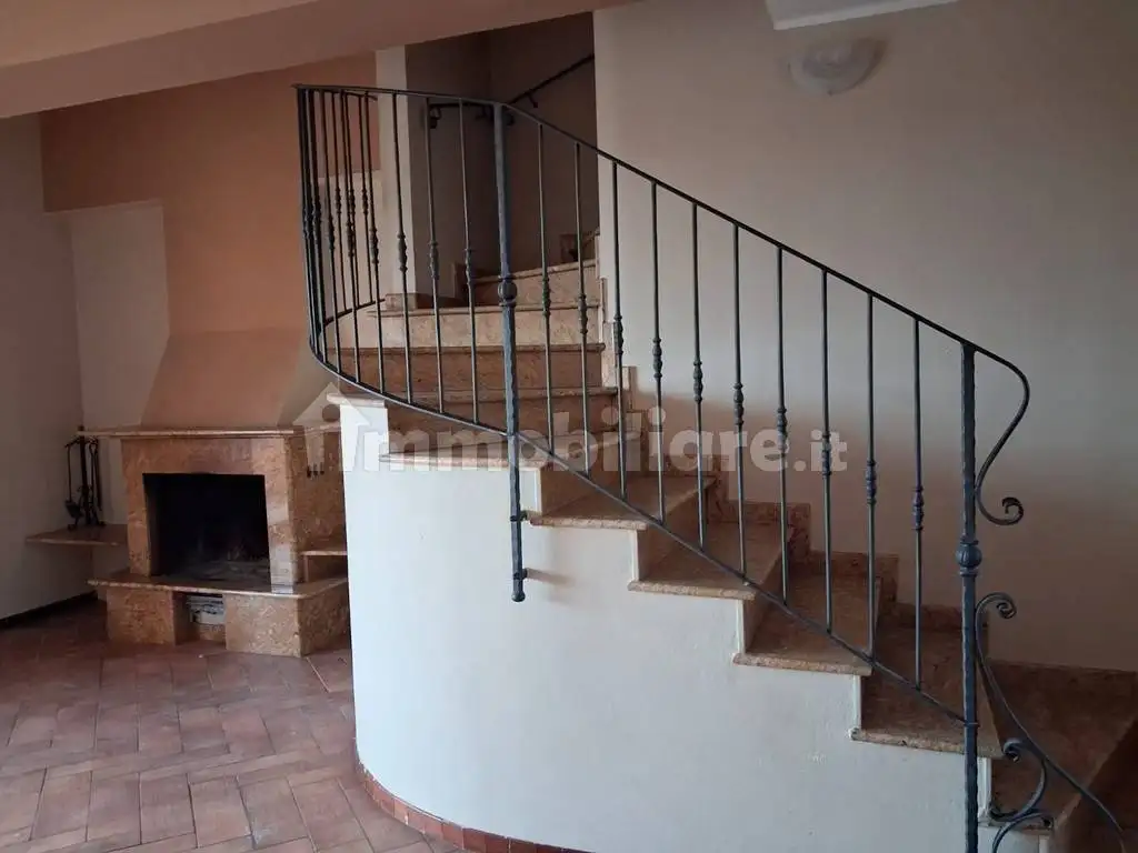 Appartamento in vendita a Varedo