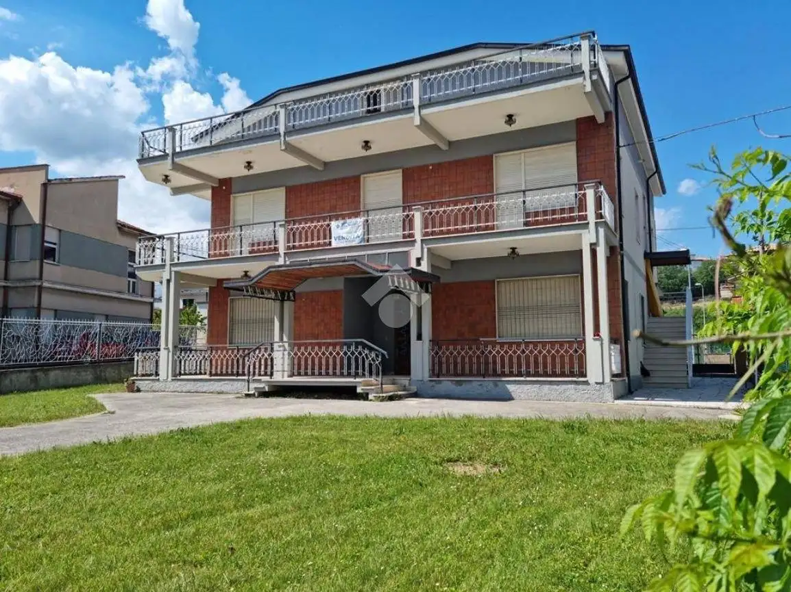 Quadrilocale via Nazionale 191, Castelnuovo Vomano, Castellalto - foto 3