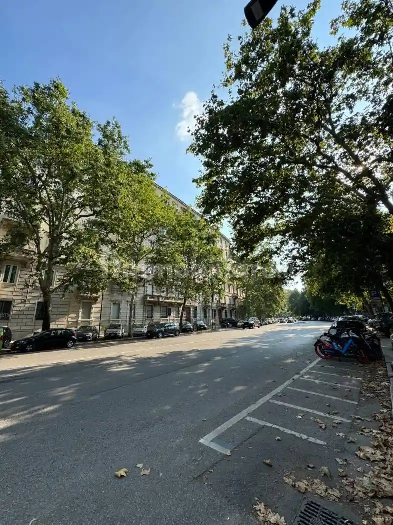 Bilocale via Francesco Melzi d'Eril, Paolo Sarpi, Milano - foto 4