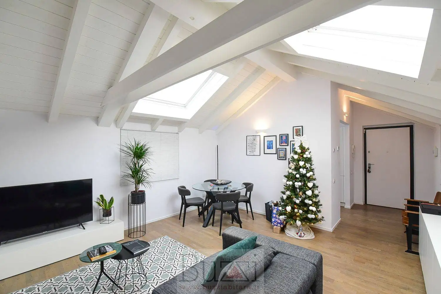 Appartamento in vendita a Seregno