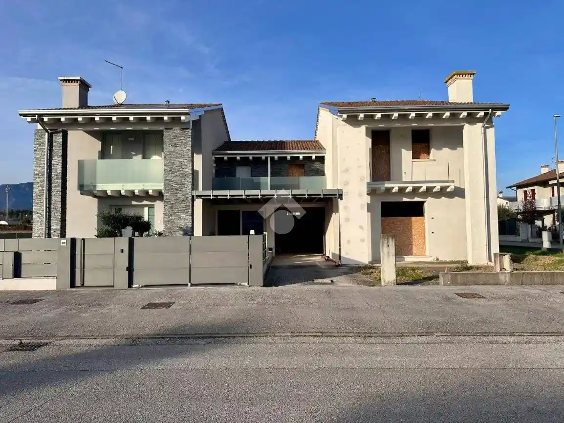 Villa in vendita a San Zenone degli Ezzelini