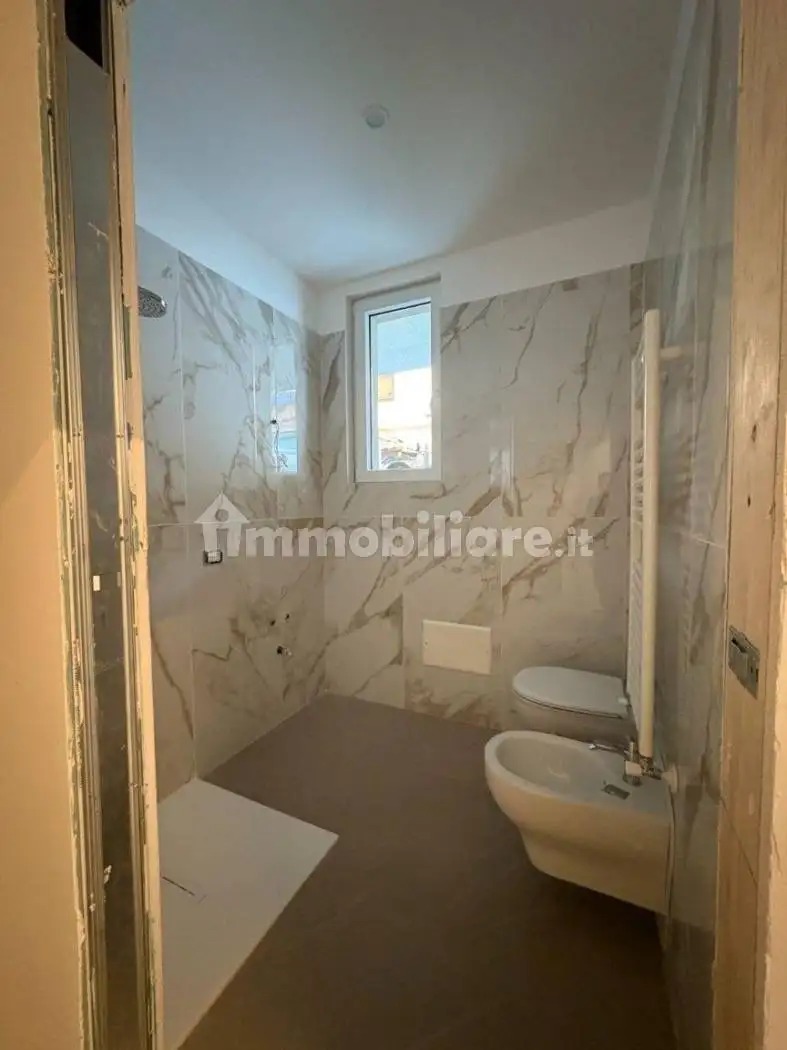 Trilocale ottimo stato, piano terra, Centro, Calolziocorte - foto 2