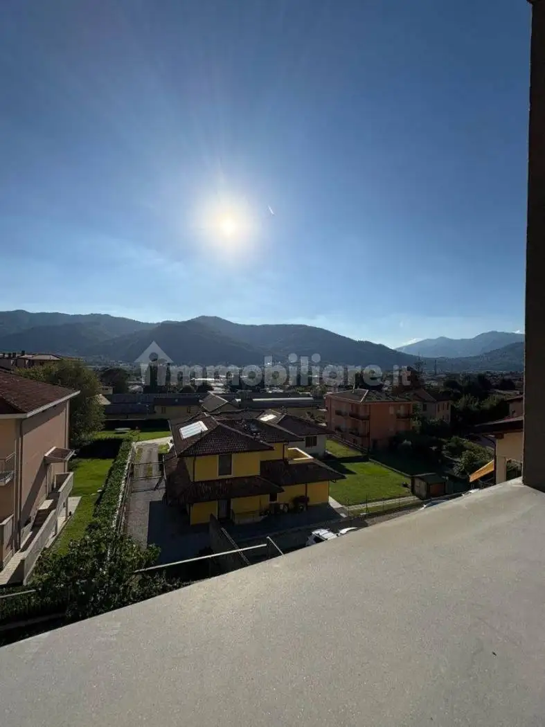 Trilocale ottimo stato, piano terra, Centro, Calolziocorte - foto 4