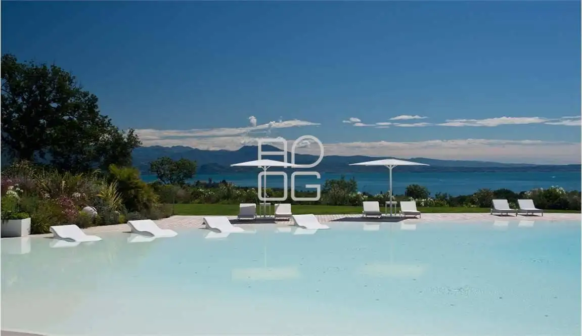 Appartamento in vendita a Padenghe sul Garda