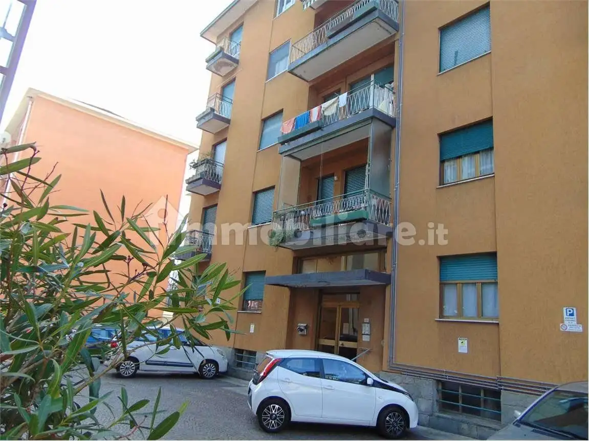 Bilocale viale dei Mille , 31, Centro, Varese - foto 2