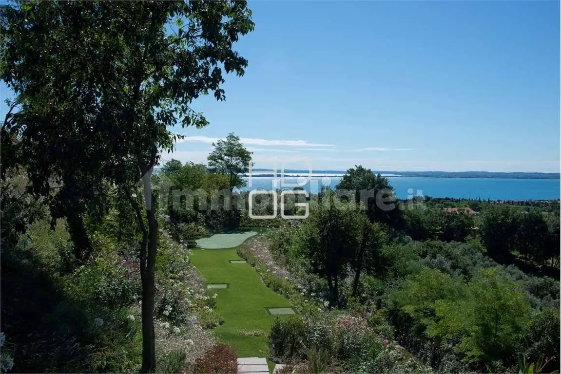 Villa in vendita a Padenghe sul Garda