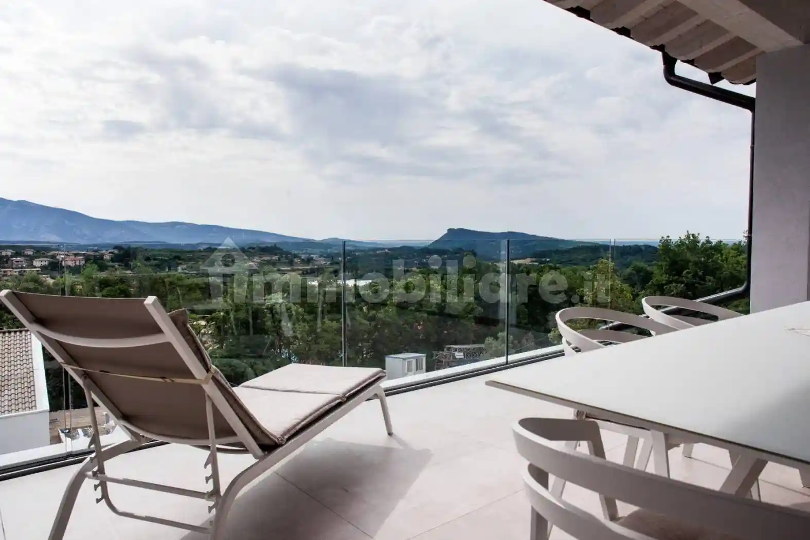 Villa bifamiliare, ottimo stato, 195 m², Costermano sul Garda - foto 4