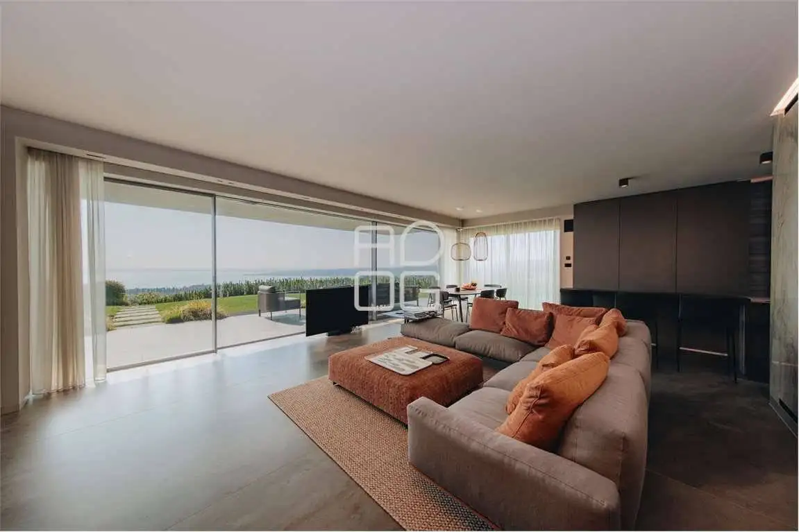 Appartamento in vendita a Padenghe sul Garda