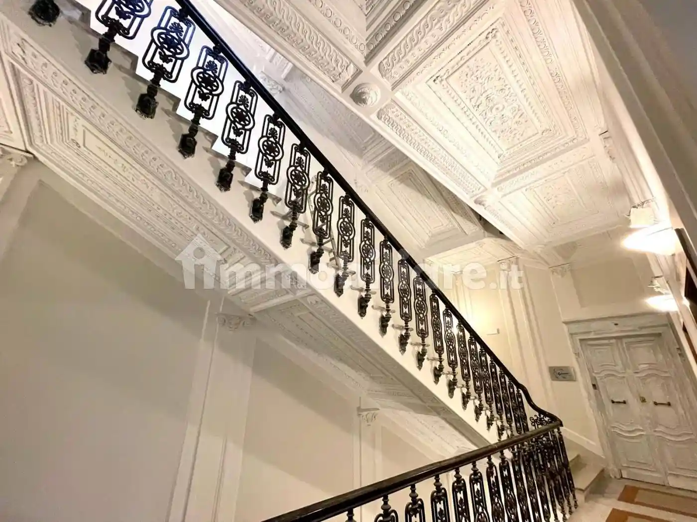 Quadrilocale salita di San Nicola da Tolentino 1/B, Barberini, Roma - foto 4